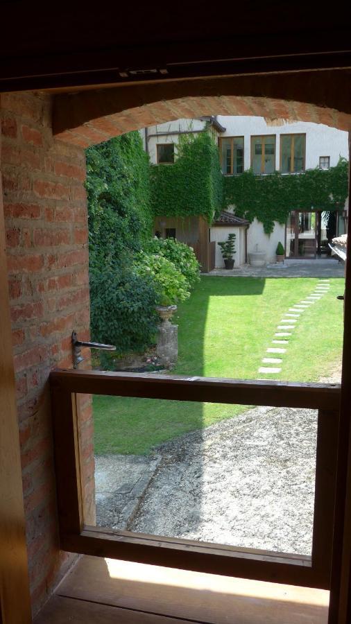 Clos De Mont July, Architecture Xviiie Au Coeur De La Nature Ceyzeriat Экстерьер фото